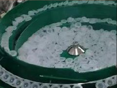 隱形眼鏡下模振動盤